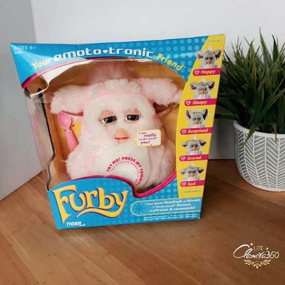 Hastro Furby Pink and White 2005 Rare - Picture 7 of 7